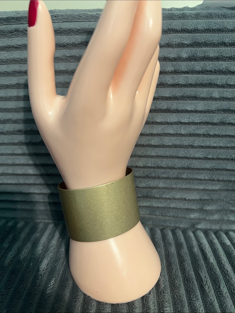 Banana Republic Gold Metal Cuff Bracelet - Fashi
